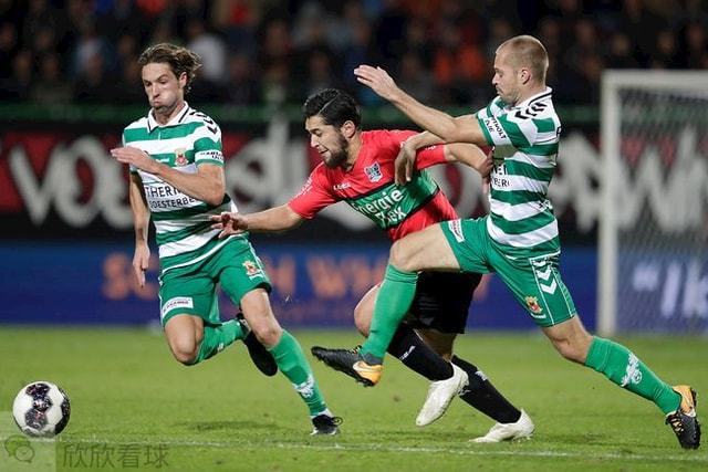 她推行的高 她推行的高