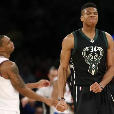 球场座无虚 球场座无虚