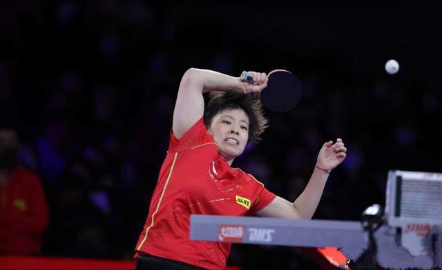 的表现吸引 的表现吸引