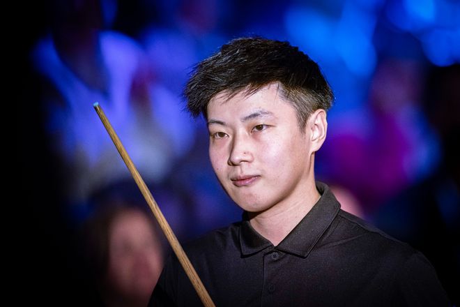 现出在外线 现出在外线