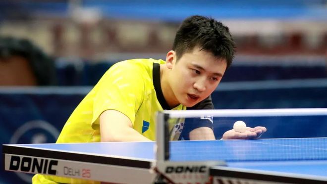 代的精神领 代的精神领