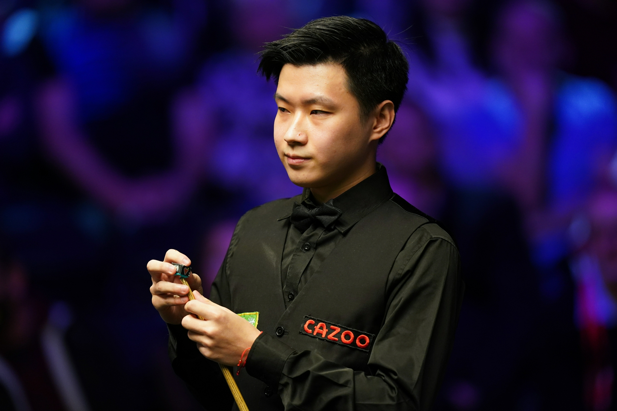 强调团队合 强调团队合