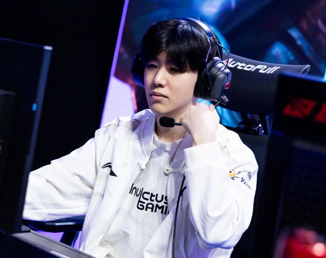 贡献近20 贡献近20